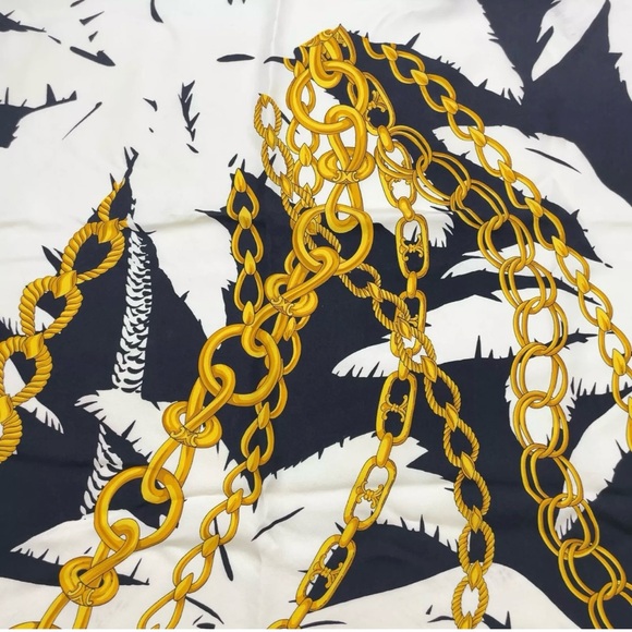 Authentic Celine Black and White Belt Pattern Silk Scarf - Picture 14 of 16